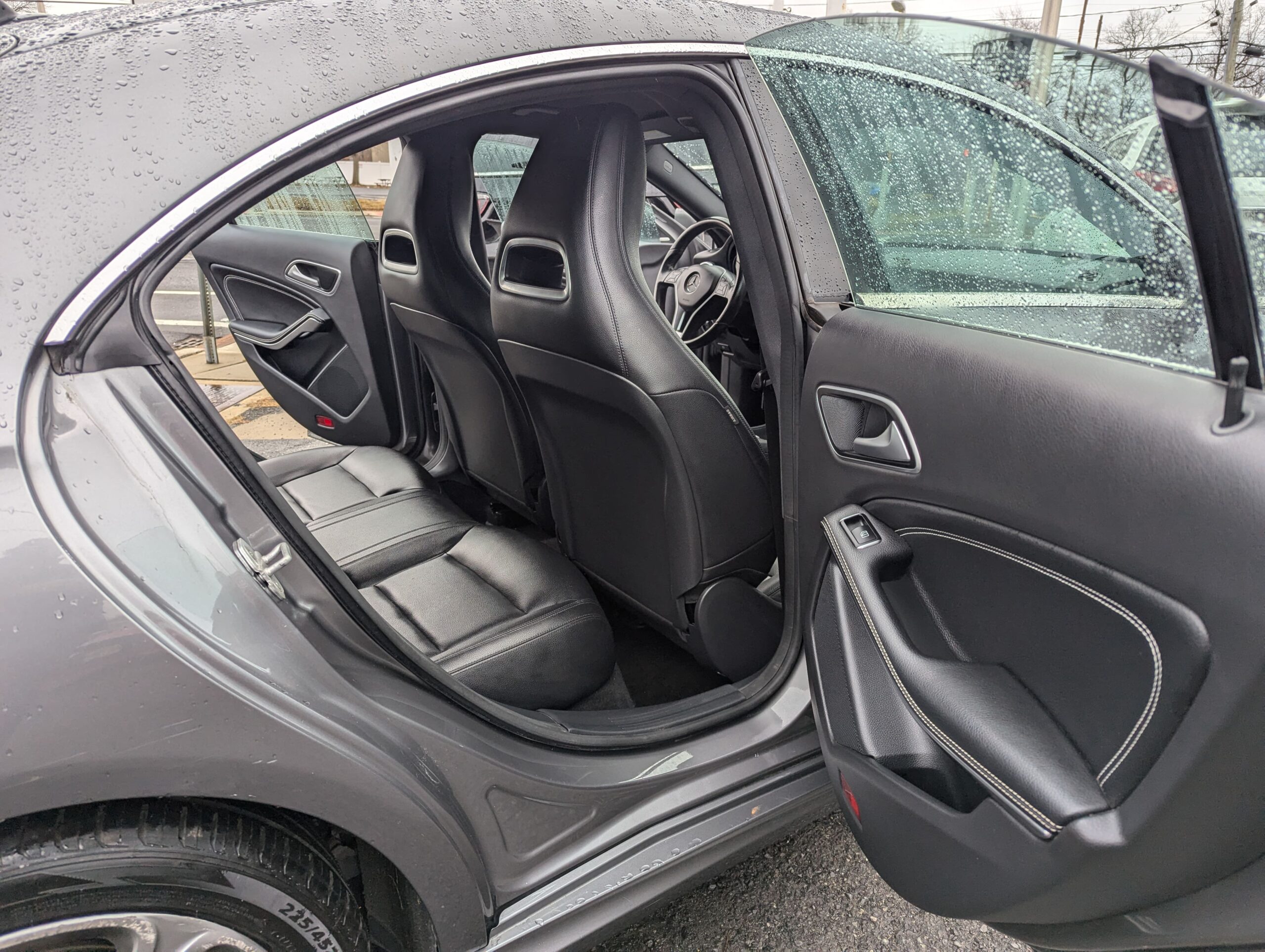 Mercedes-Benz CLA 250 4MATIC