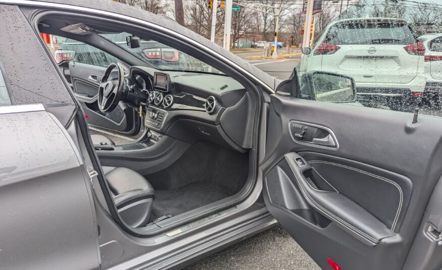 Mercedes-Benz CLA 250 4MATIC