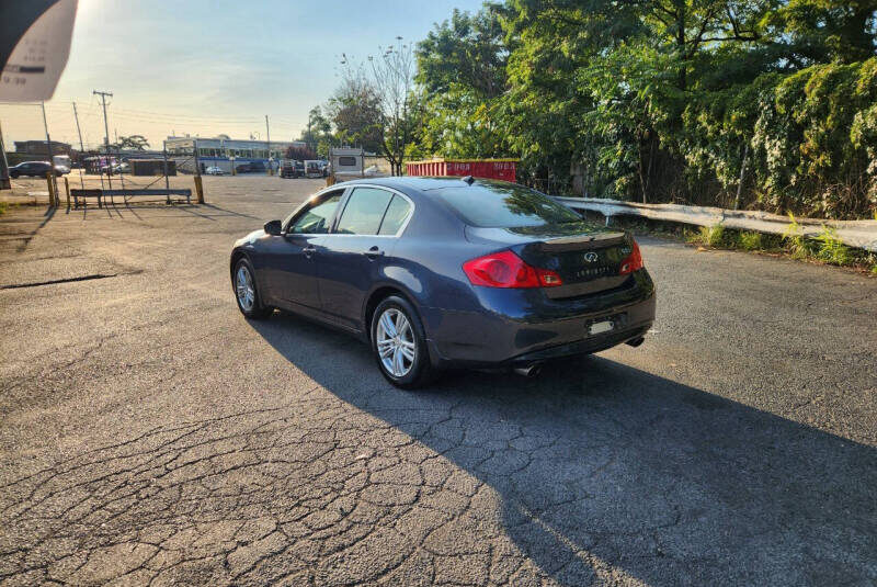 Infiniti G25