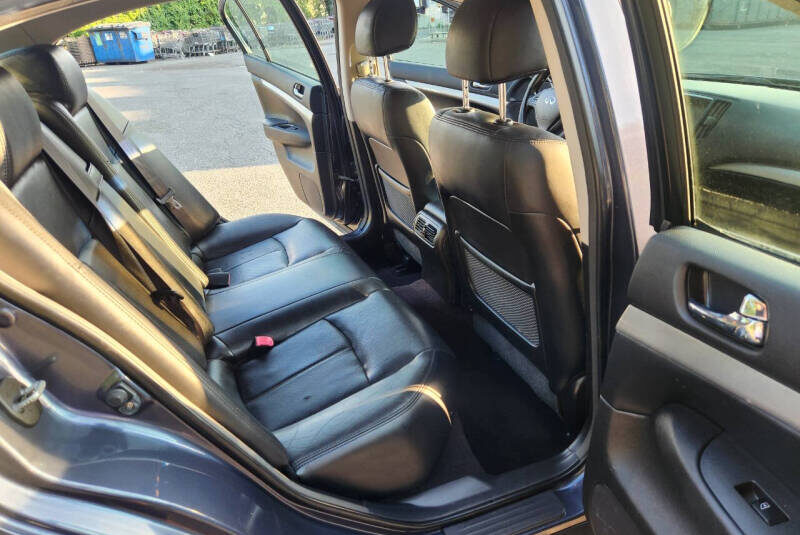 Infiniti G25