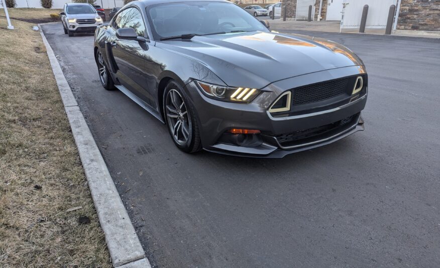 Ford Mustang ECOBOOST