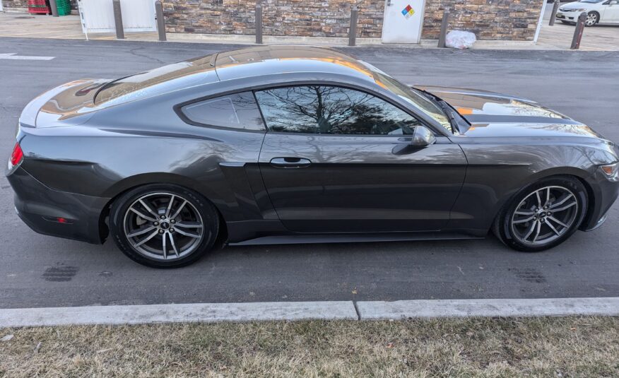 Ford Mustang ECOBOOST