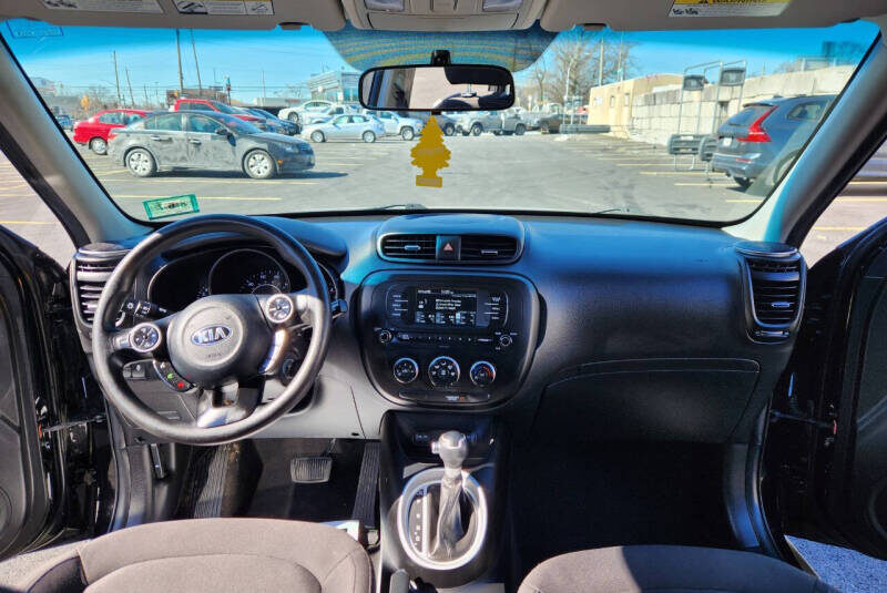 2017 Kia Soul Black