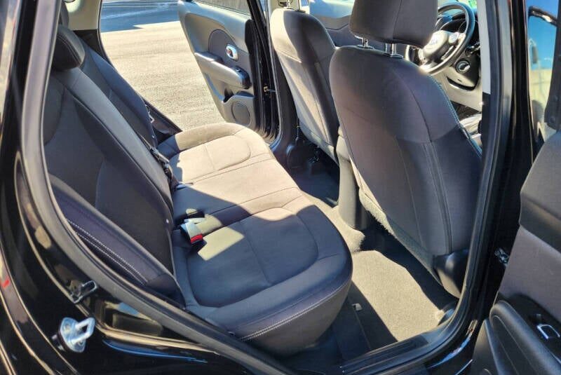 2017 Kia Soul Black