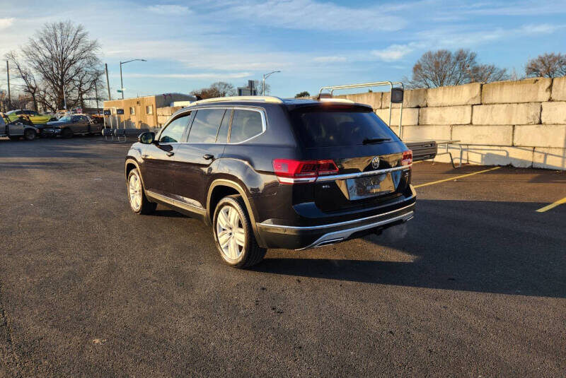 2018 Volkswagen Atlas Black