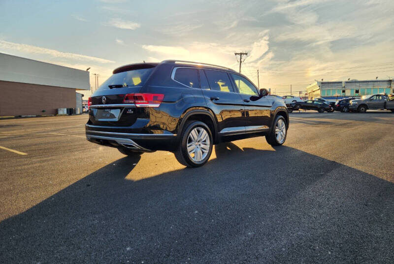 2018 Volkswagen Atlas Black