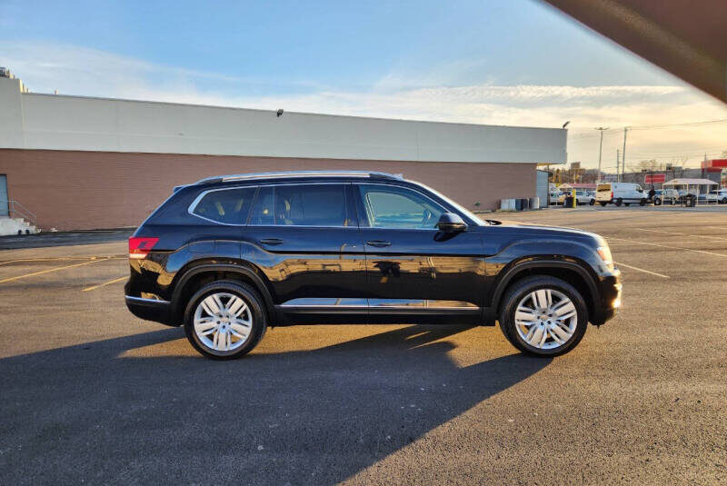 2018 Volkswagen Atlas Black