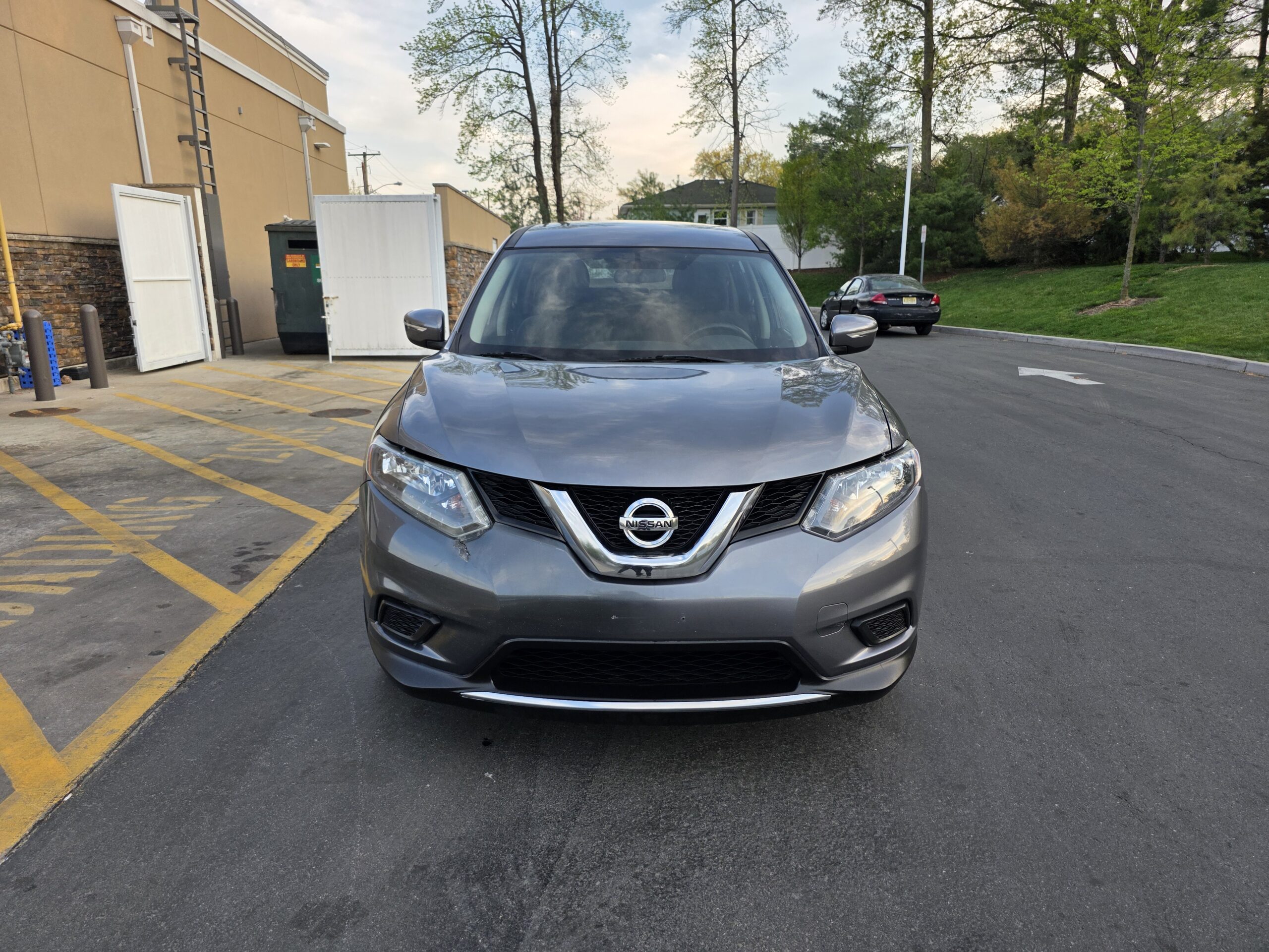 Nissan Rogue S
