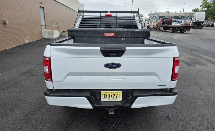 Ford F-150 XL Extended Cab Medium Bed w/Rear Doors