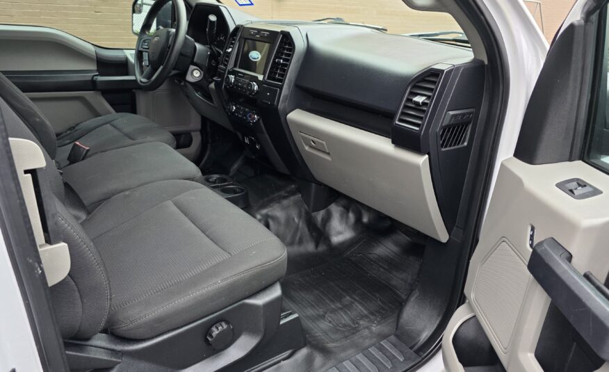 Ford F-150 XL Extended Cab Medium Bed w/Rear Doors